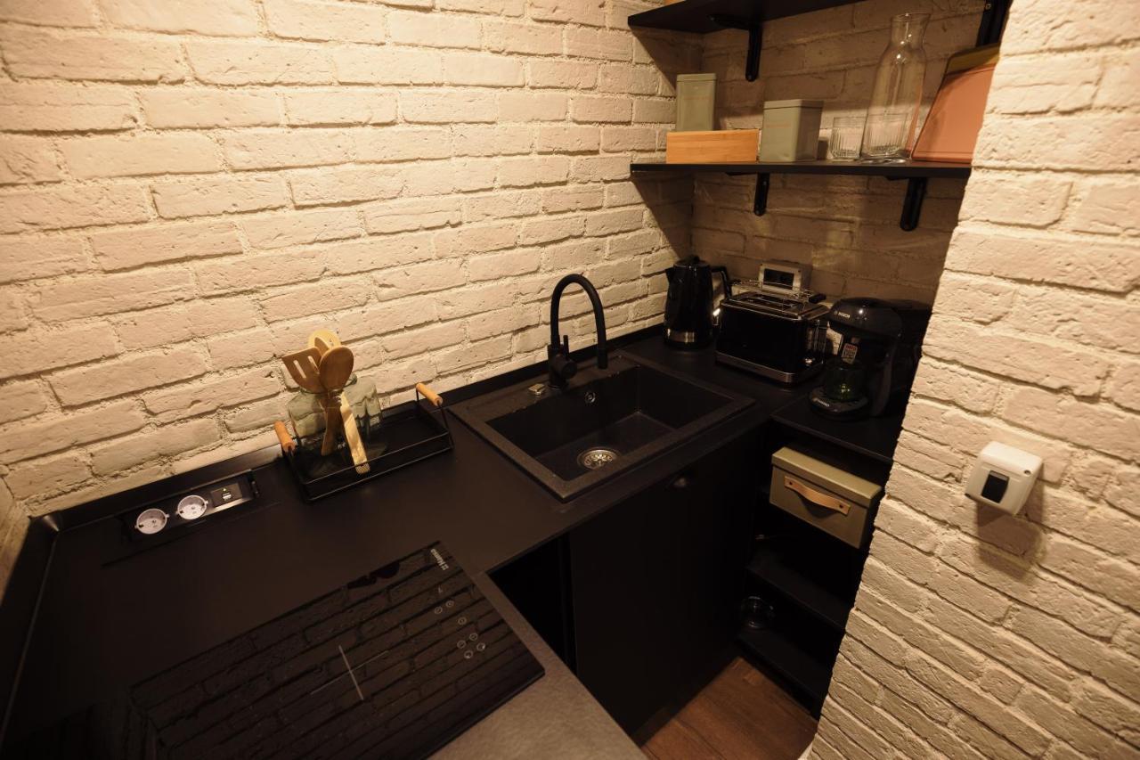 Bear's Apartment *