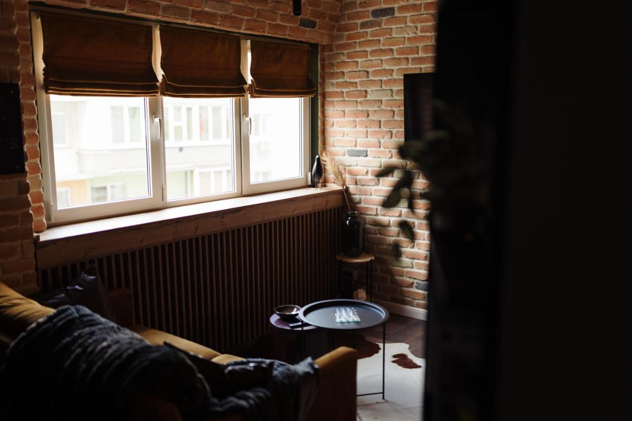 Bear's Apartment *